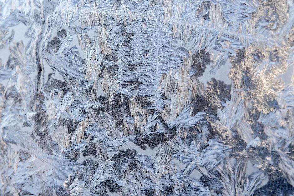 Efekt mroźnej szyby na paznokciach - Ice Nails krok po kroku