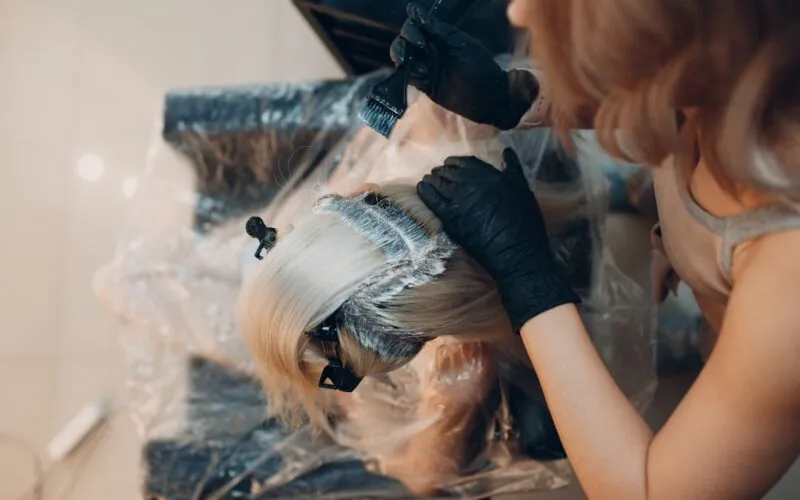 5 Najlepszych Farb do Włosów L’Oréal – Trwała Koloryzacja w Domu