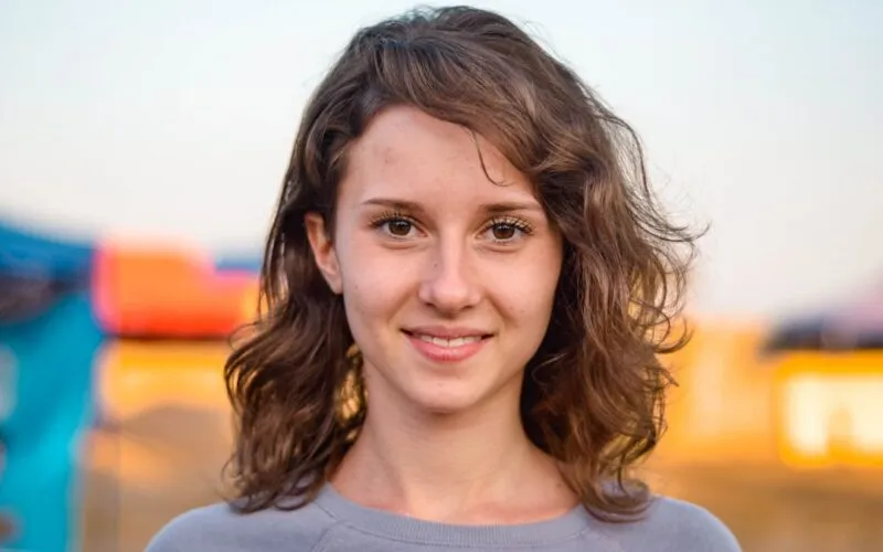 Jak zrobić czysty makijaż? 5 Kroków do Idealnego Clean Girl Look