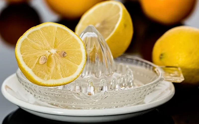Domowy peeling z kwasem glikolowym z cukru i cytryny - przepis