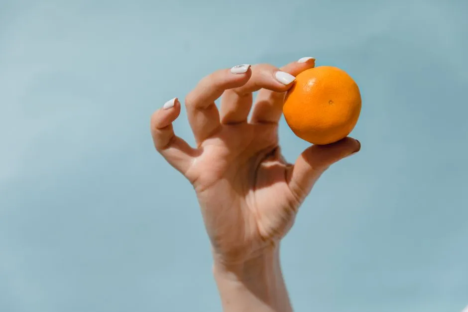 Pomarańczowe Paznokcie: 30 Najmodniejszych Inspiracji na Każdą Okazję