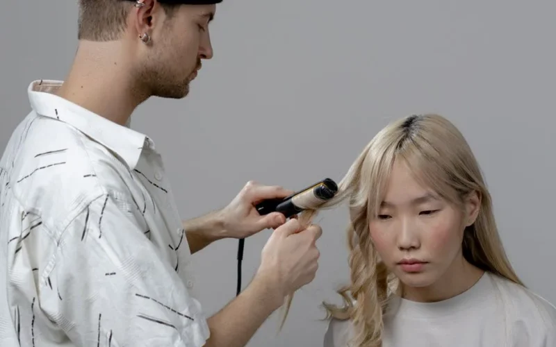 Żółty Blond: 7 Skutecznych Sposobów na Ochłodzenie Koloru